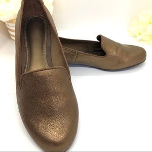 kelly & katie • Flats Bronze • Size 8 • EUC